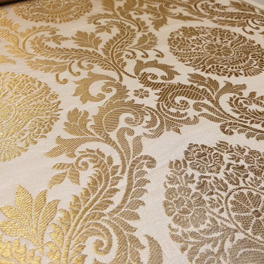 Ornamentaler Paisley Gold Metallic Druck Indischer Banarasi Brokat Stoff Meterware