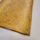 Indischer Brokatstoff mit Ornament-Blumenmuster, Pastellfarben, Goldmetallic-Druck, 111,8 cm