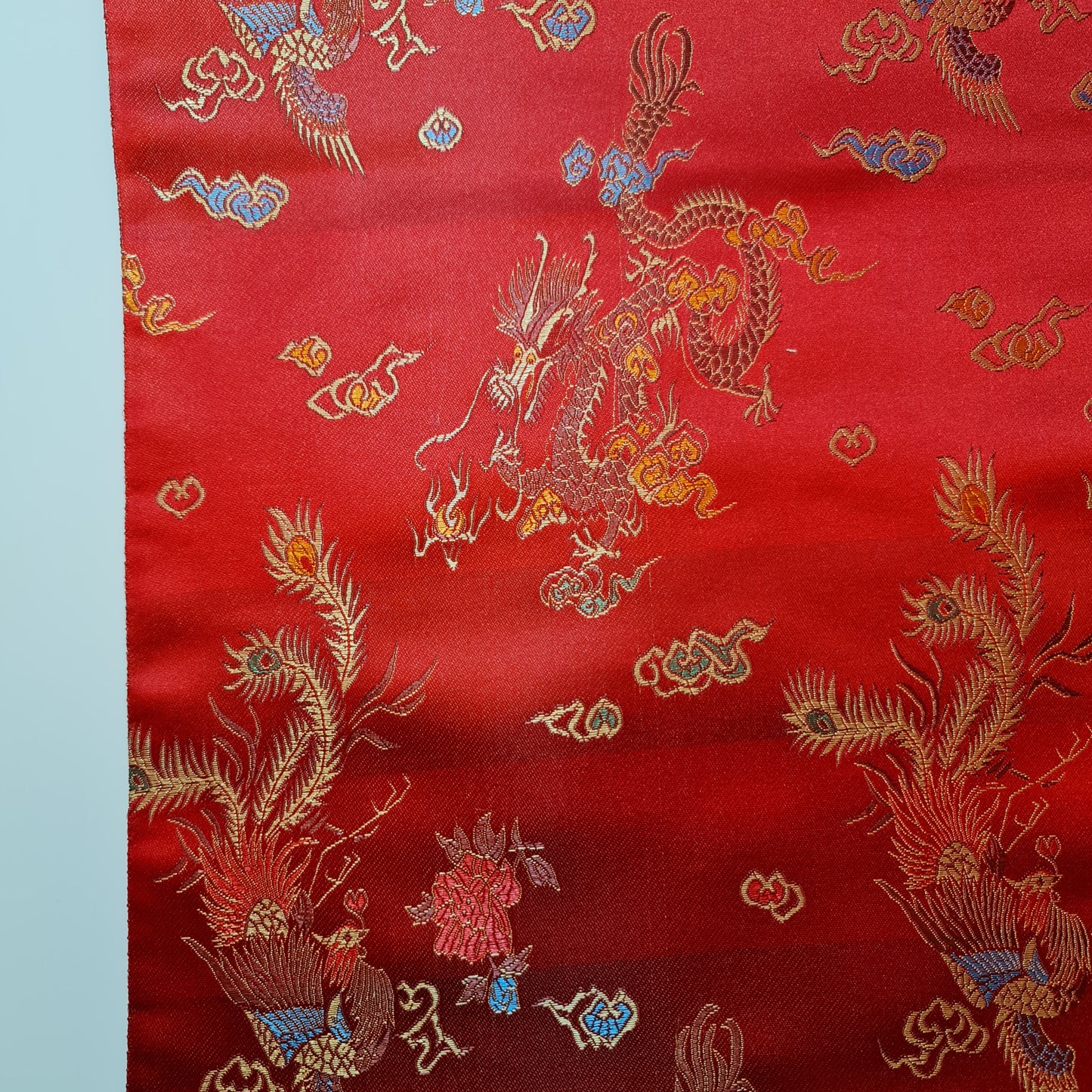 Traditioneller chinesischer bestickter Brokat, Poly-Seiden-Satin, orientalischer Drachendruck, Meterware (Gold)