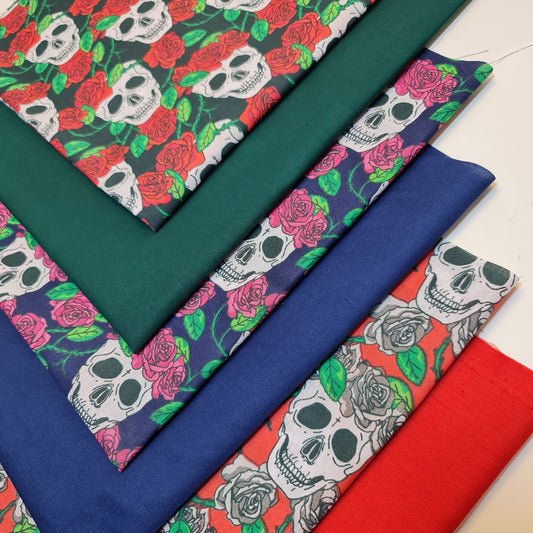 6pcs Polycotton Skulls & Roses Halloween Theme Craft 50x50cm Fat Quarters Material Patchwork, Quilting Fabric