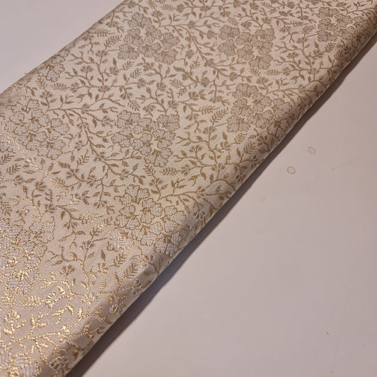 Indischer Brokatstoff mit Ornament-Blumenmuster, Pastellfarben, Goldmetallic-Druck, 111,8 cm