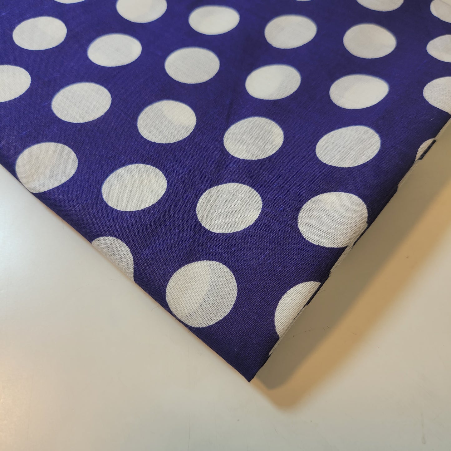 Purple Large Polka 100% Cotton Lawn Fabric Craft Quilting Patchwork Material Meter 44"