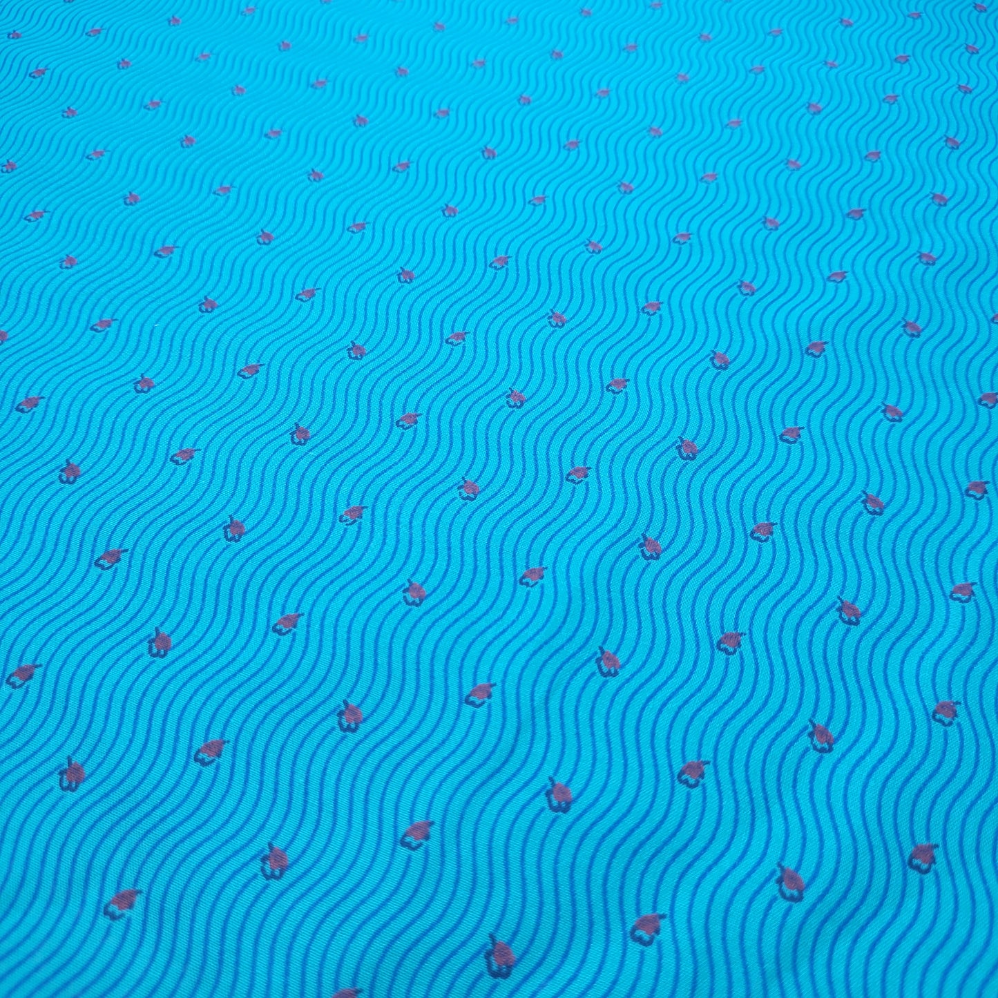 Blue Ditsy Floral 100% Cotton Vintage Material Novelty Floral Dress Craft Quilting Fabric 44" By The Meter