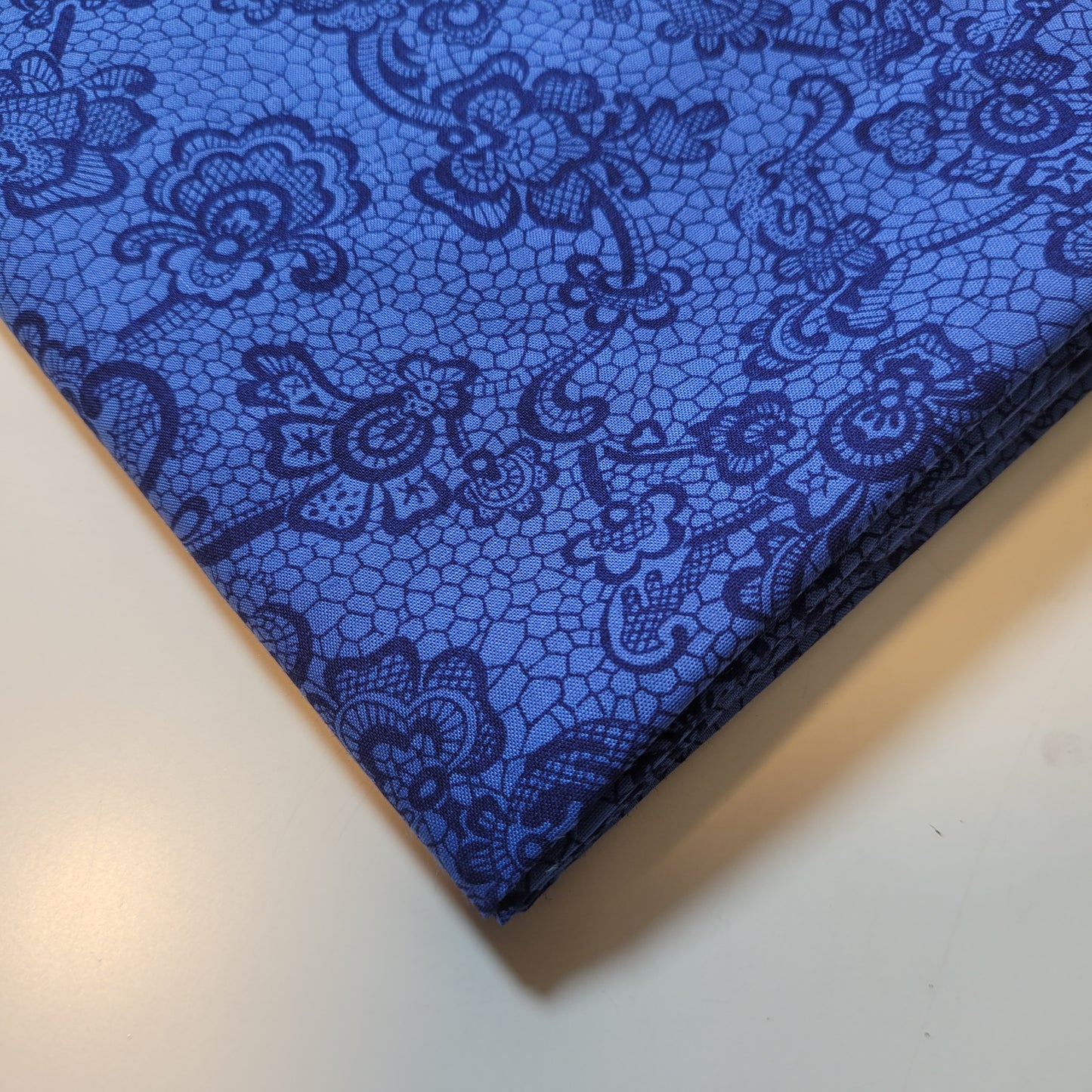 Blue Floral 100% Cotton Vintage Material Novelty Floral Dress Craft Quilting Fabric 44" By The Meter