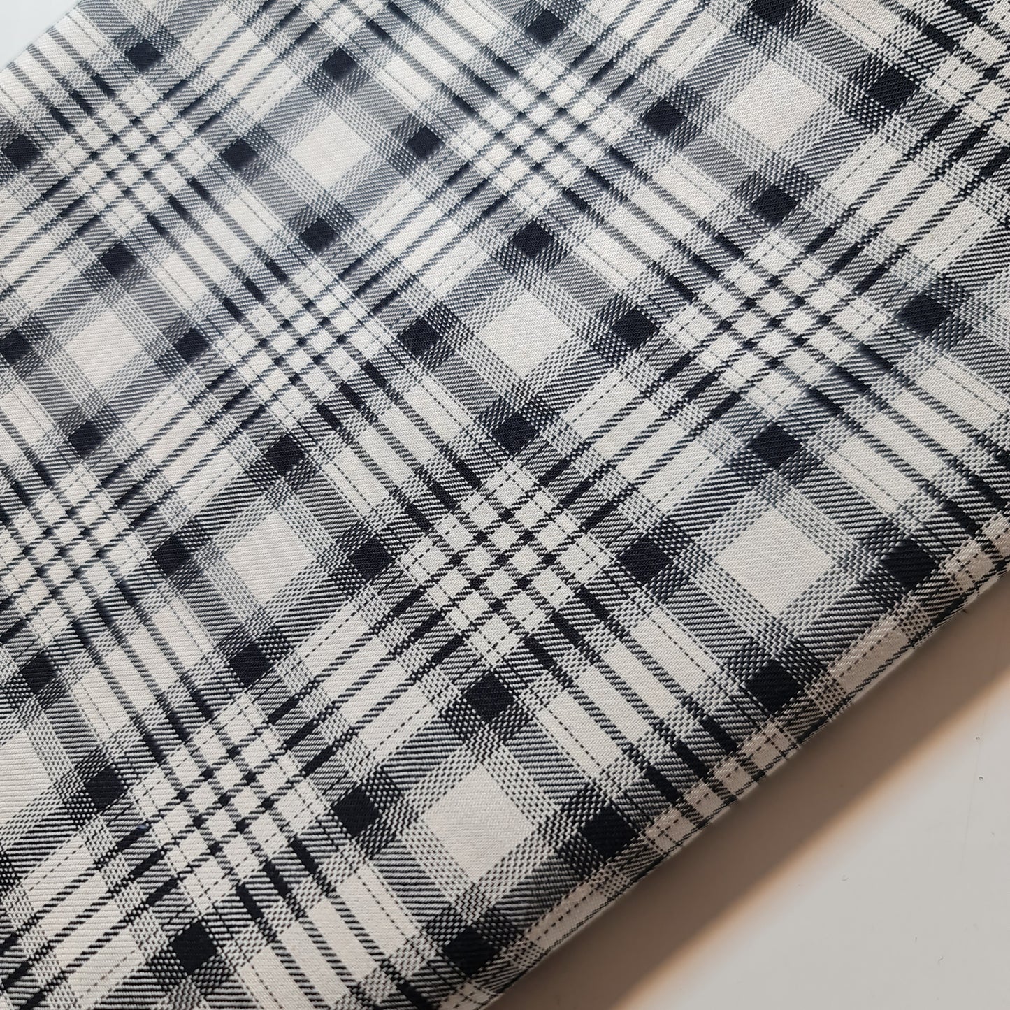 Prince of Wales Tartan Check Plaid Viscose Fabric 58" Wide – By the Meter, Dress, Craft & Costume Material