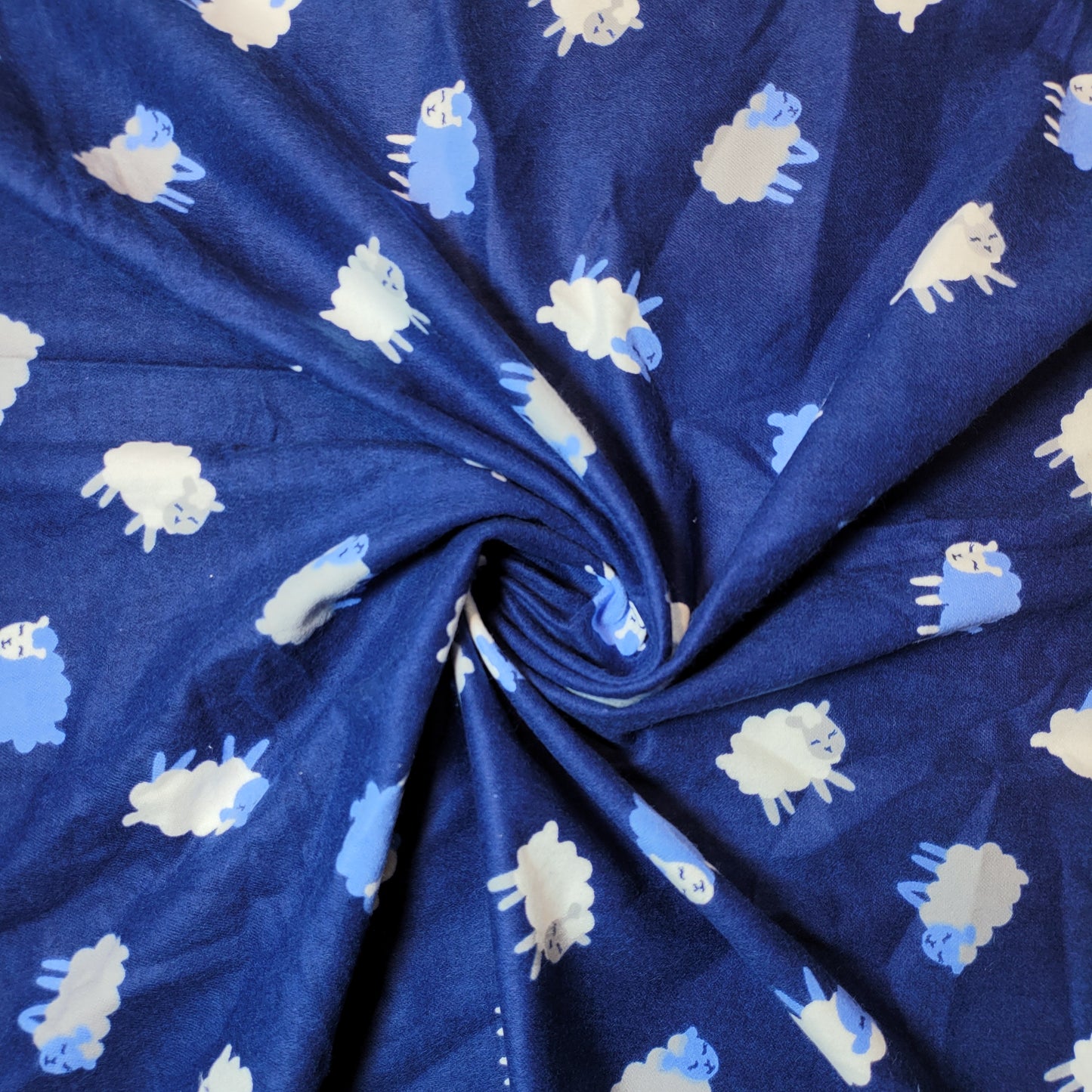 44" Bedruckter hochwertiger weicher Flanellstoff aus 100 % Baumwolle mit Ring-/Herz-/Geldbörsen-/Musik-Aufdruck