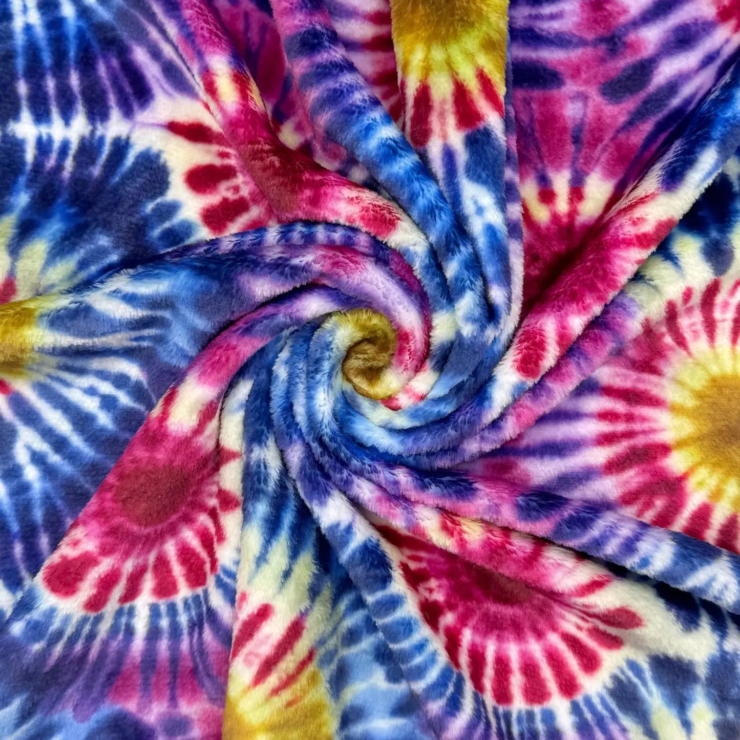 Printed Luxury Cuddle Fleece Fabric | Super Soft Plush Polyester 59" (150cm) Wide â€“ Sold by the Meter