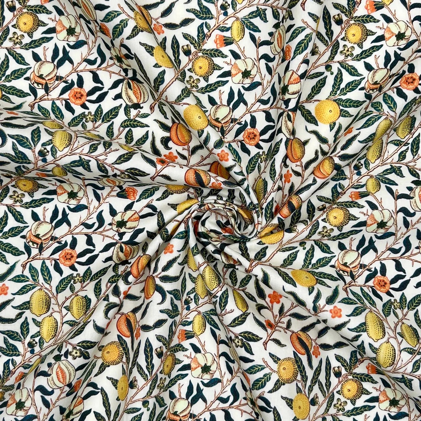 100% Cotton Percale Fabric | 44" (112cm) Wide Lightweight 200 Thread Count Dressmaking & Craft Material – William Morris Designs – Sold by the Meter