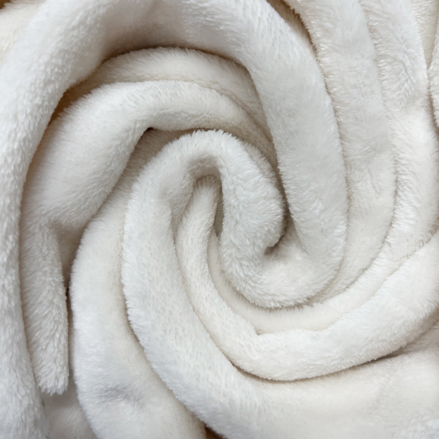 Plain Luxury Cuddle Fleece Fabric | Super Soft Plush Polyester 59" (150cm) Wide 280gsm – Sold by the Meter