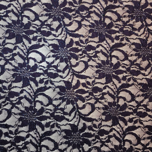 Dunkelvioletter floraler Stretch-Spitzenstoff für Braut, Polyester-Netz-Elasthan-Mischgewebe, Kleidermaterial, 147,3 cm, Meterware