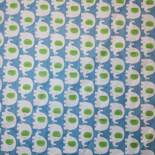 44" Bedruckter hochwertiger weicher Flanellstoff aus 100 % Baumwolle mit Ring-/Herz-/Geldbörsen-/Musik-Aufdruck