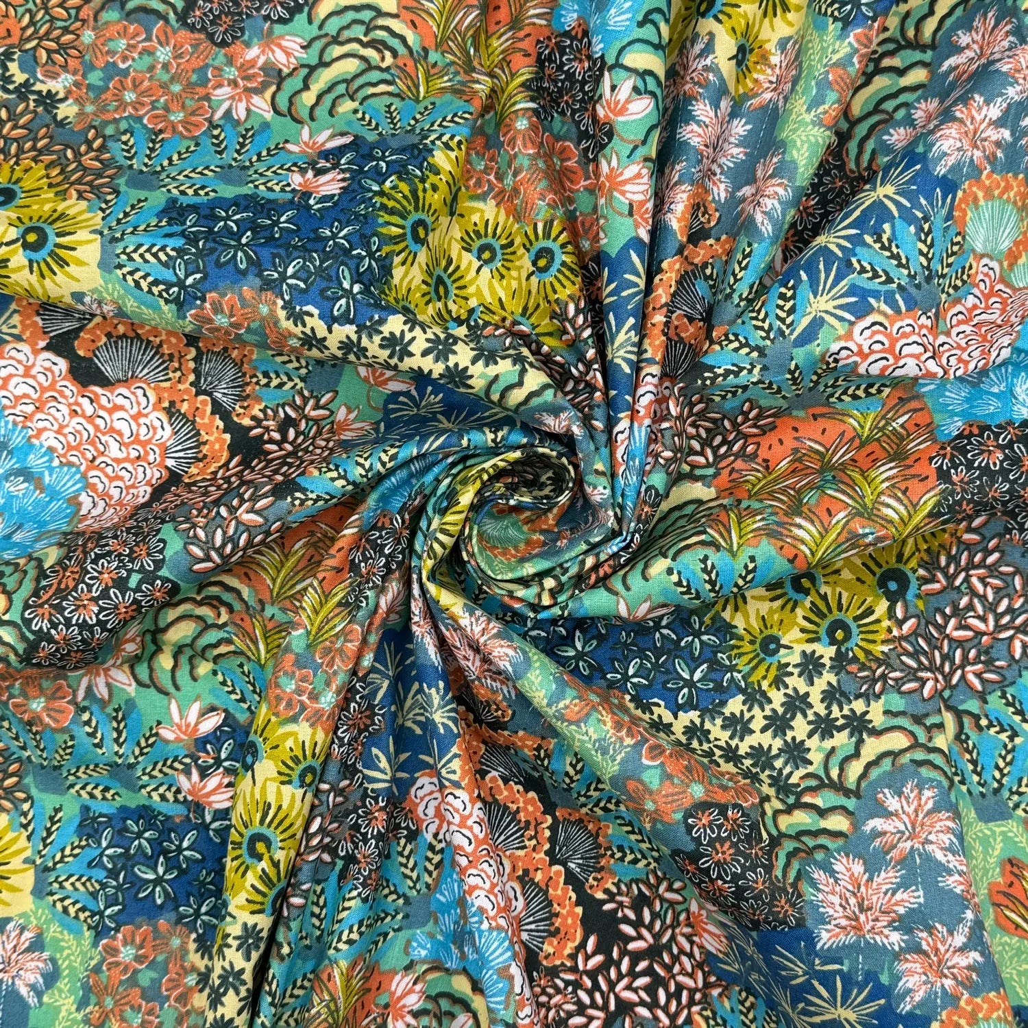 Printed Cotton Fabric | Lightweight 100% Cotton 57" (145cm) Wide Dressmaking & Craft Fabric – Sold by the Meter