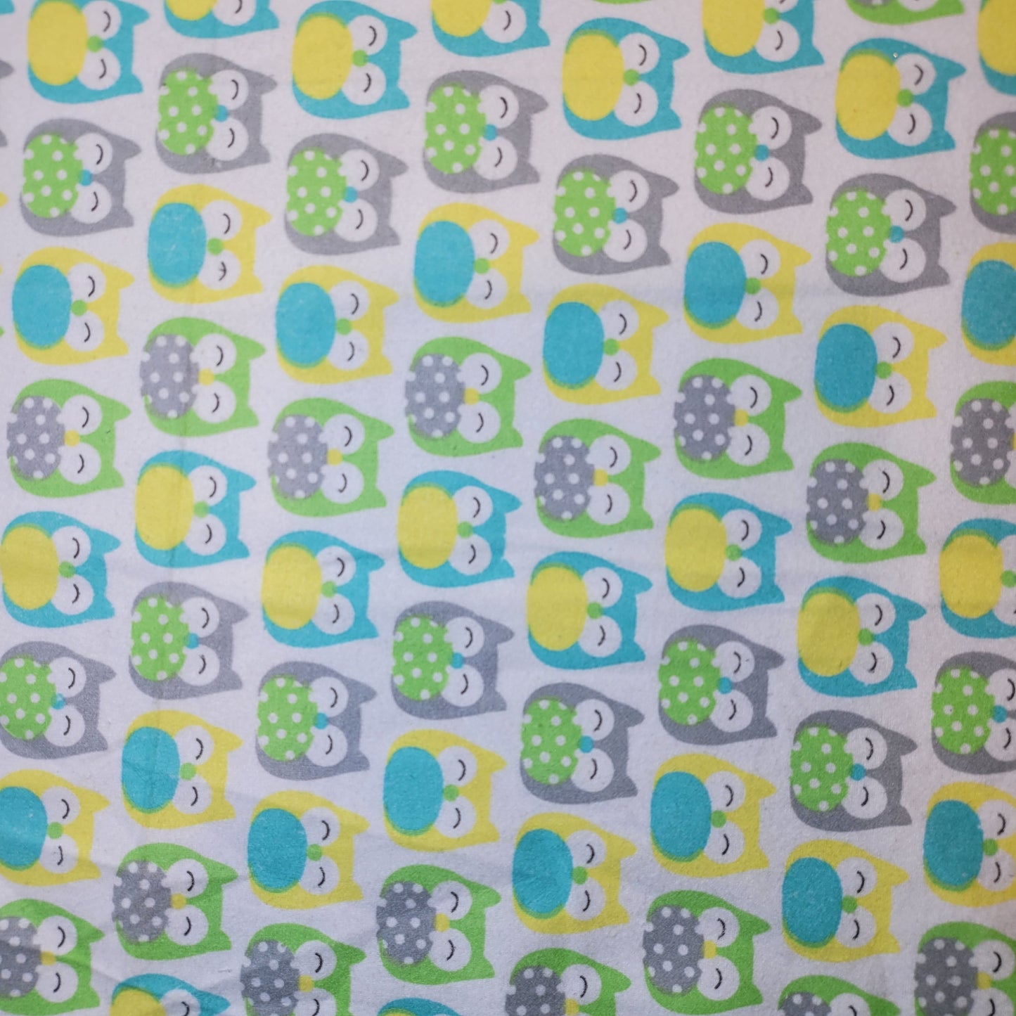 Friendly Owls 100% Cotton Flannel Winceyette Brush Fabric Dress Craft Quilting Material 44" By The Meter