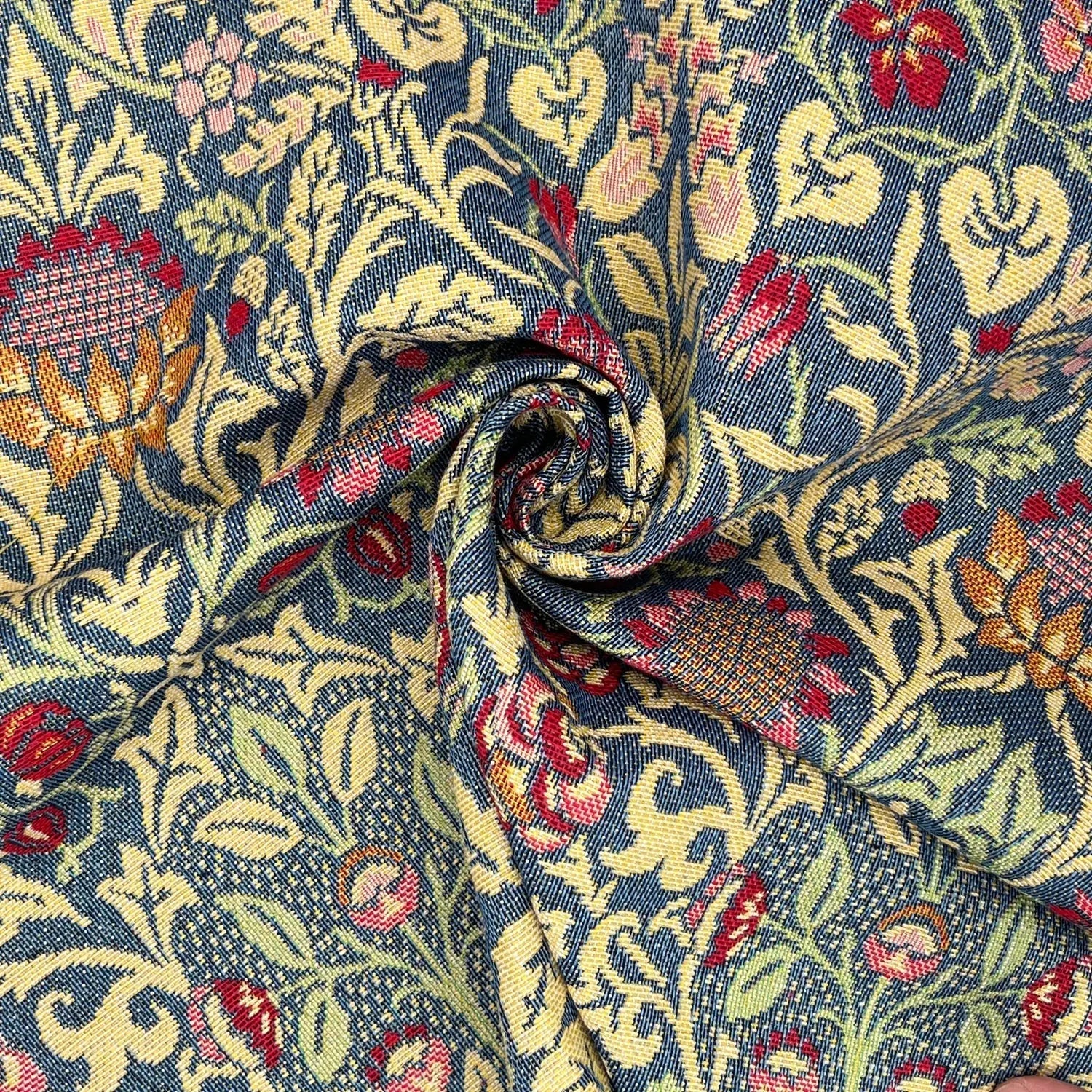 William Morris Tapestry Fabric â€“ Luxury Cotton Rich Side-Matching 55" (140cm) Wide â€“ 15M Roll