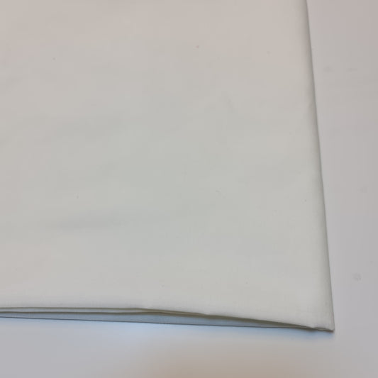 Textile Station Elfenbein (24) 44" breit, Premium-Qualität, Polycotton, unifarben, gefärbter Stoff, Futter, Schneiderei, Drapieren, Dekorationsmaterial, Stoff