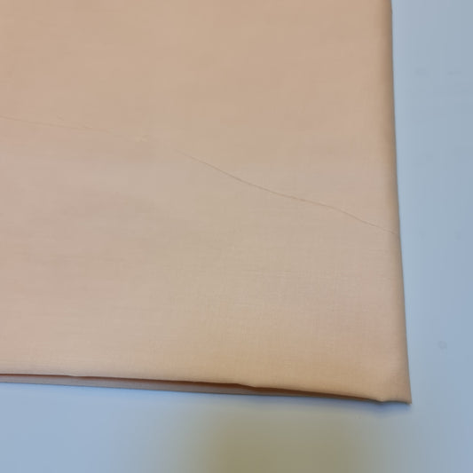 Textile Station Peach (79) 44" breit, hochwertiges Polycotton, unifarben, gefärbter Stoff, Futter, Schneiderstoff, Drapierungsstoff, Dekorationsstoff