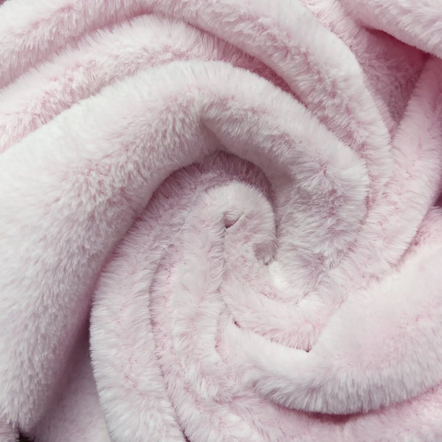 Luxury Plush Fur Fabric â€“ Super Soft Faux Fur 59" (150cm) Wide 375gsm | 40 Metre Roll