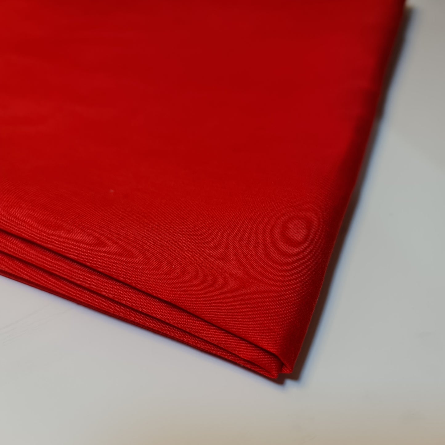 Textile Station, Rot (30), 111,8 cm breit, hochwertiges Polycotton, unifarben, Futterstoff, Schneiderstoff, Drapierungsstoff, Dekorationsstoff