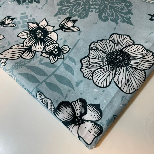 Duck Egg Floral Polycotton Sheeting Material Extra Wide 90" Craft Quilting Fabric Meter (Copy)