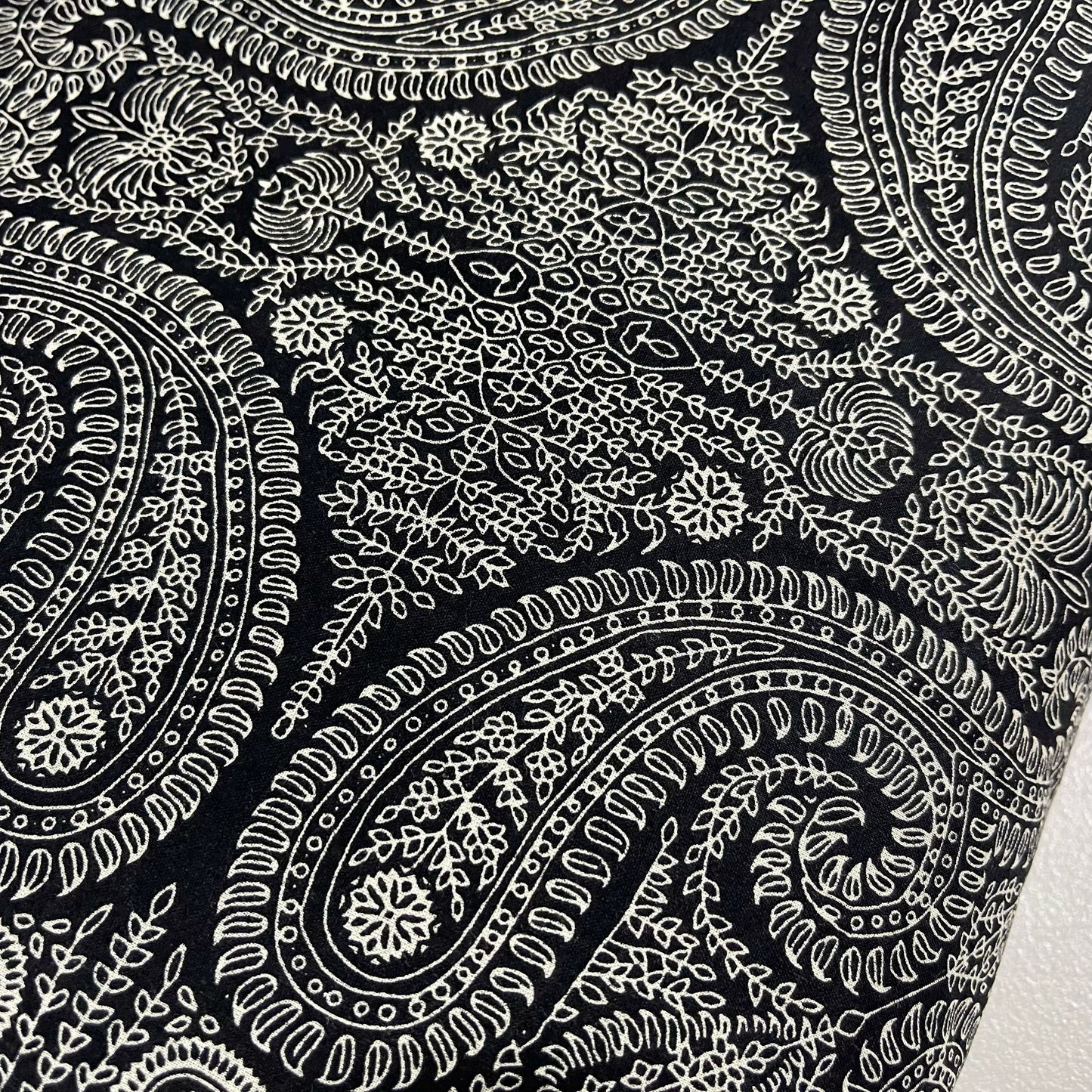 Black Floral Paisley Cotton Voile Fabric 58" Wide Dress Costume Craft Material by the Meter (Copy)