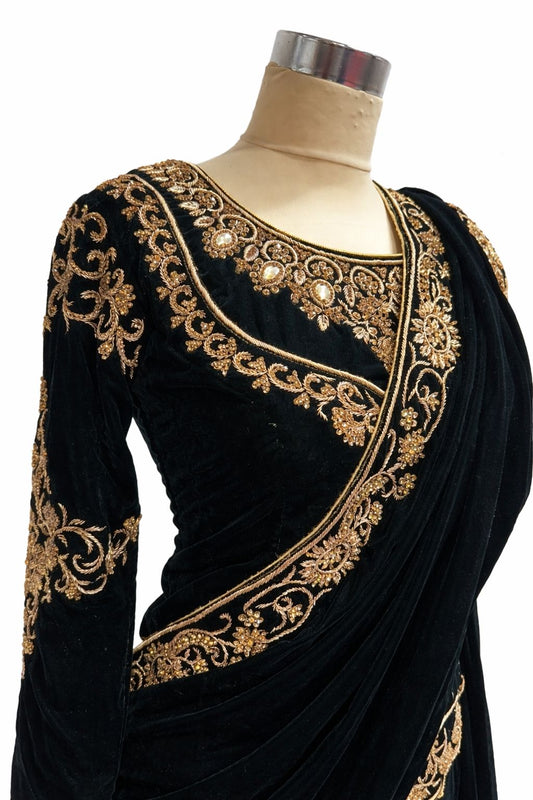 Black & Gold Velvet Lehenga Saree Style Suit with Heavy Embroidery Size 38 – Designer Asian Wedding Party Wear UK