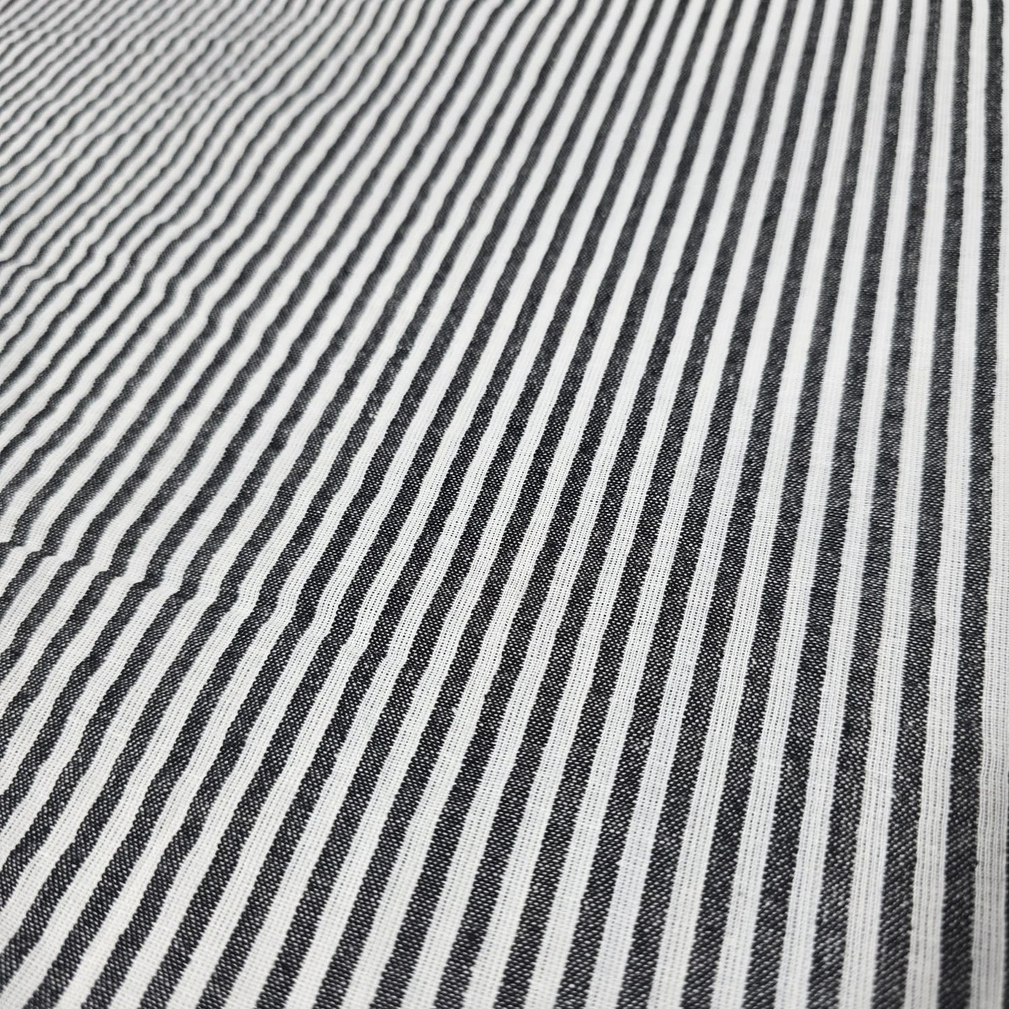Black 100% Cotton Seersucker Fabric Crush Stripe Costume Craft Dress Material 44" By The Meter