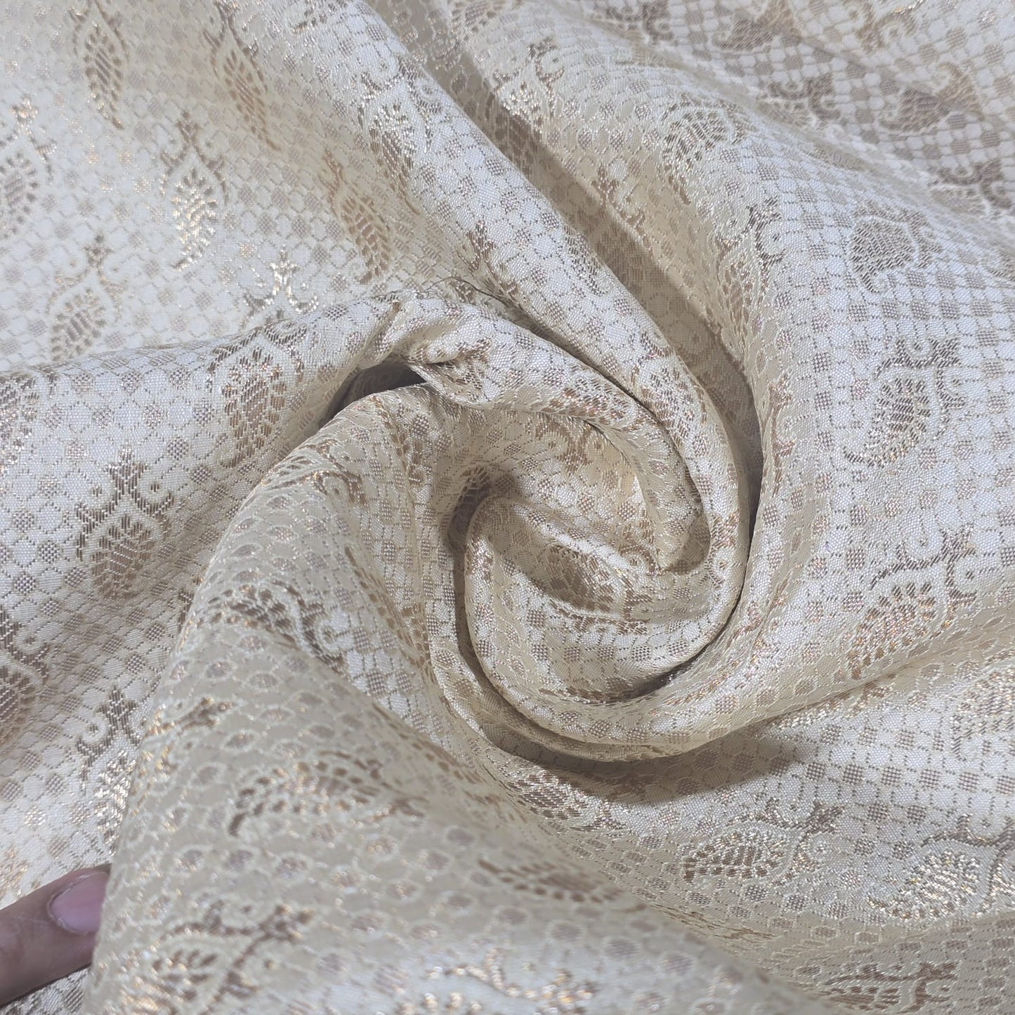 Ornamentaler Paisley Gold Metallic Druck Indischer Banarasi Brokat Stoff Meterware