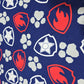100 % Premium-Baumwolljersey, 58 Zoll breit, dunkelblauer Grund mit Tierpfoten-, Feuer- und Sternenwappen-Aufdruck.