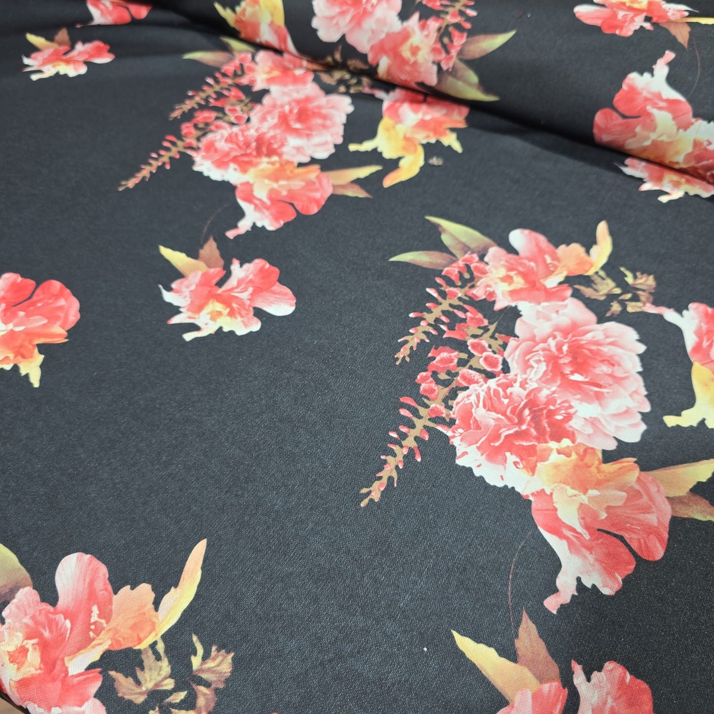 Black Floral Scuba Crepe Fabric 58" Stretch Dressmaking Material By The Meter