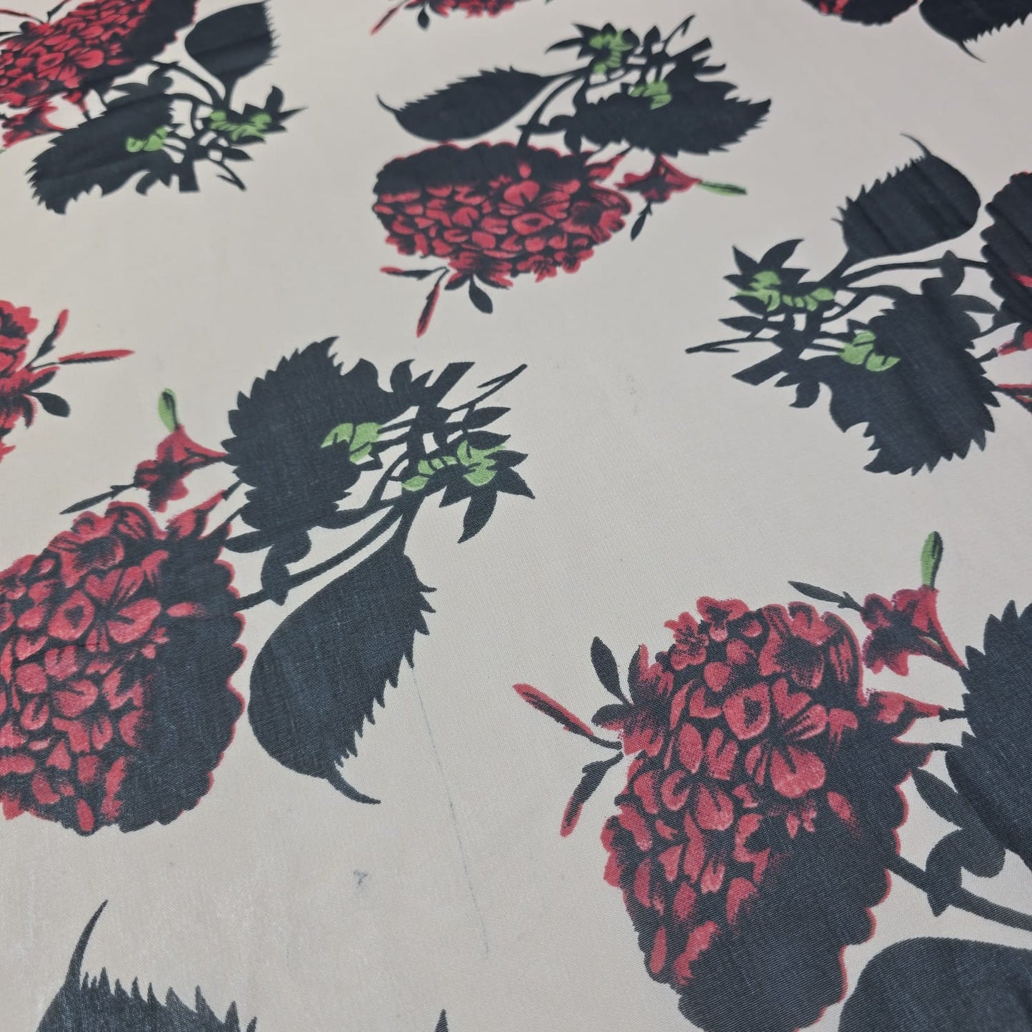 Floral Chiffon Fabric – Beige with Red Floral Print | 44" Wide | Sold by the Metre