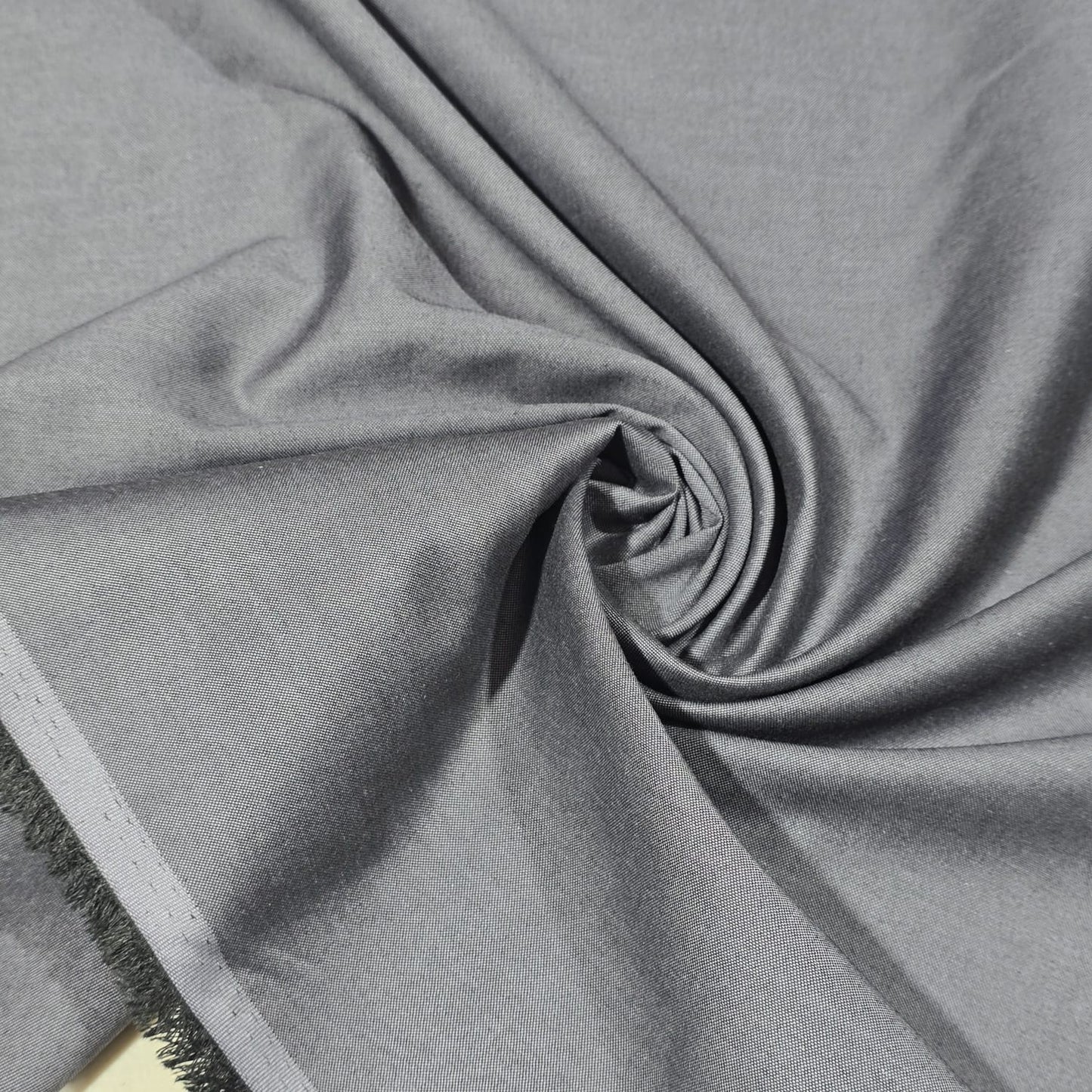 Grey 100% Cotton Chambray Fabric 58" Wide – Dressmaking, Shirts &amp; Crafts by the Meter