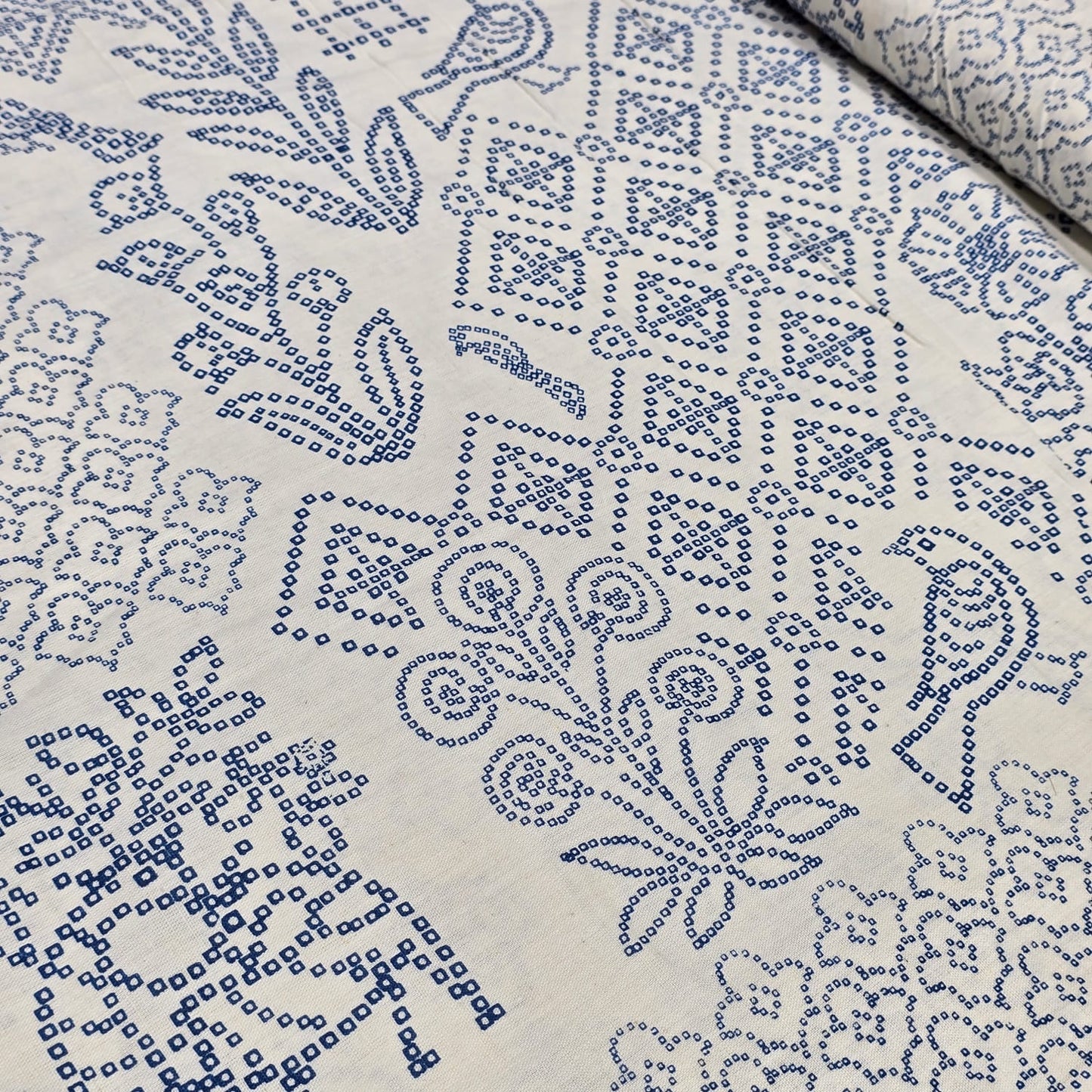 Premium Linen Flax Fabric – Off-White & Indigo Blue Bandhani Print – 44" (112cm) Wide by the Metre