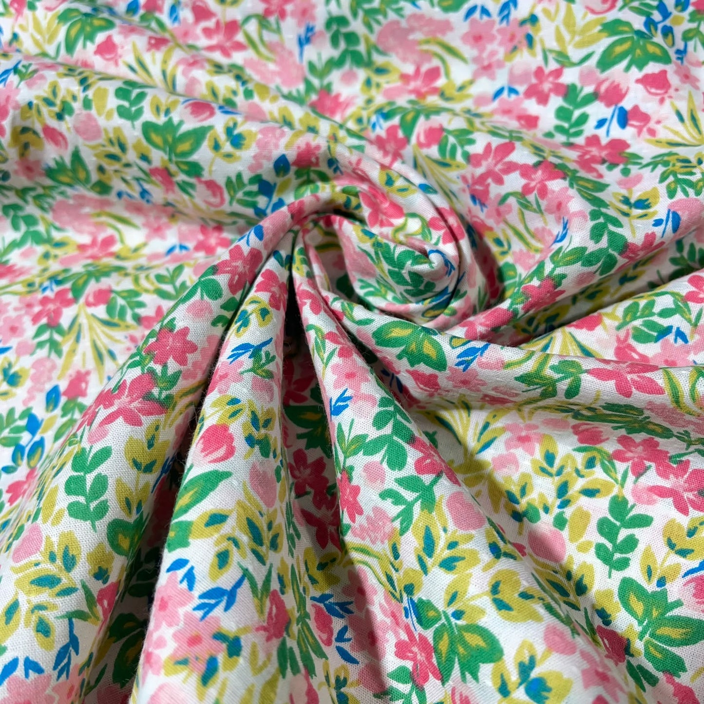 Blush Garden Floral 100% Cotton Quilting Dress Craft Costume Fabric 58" Wide By The Meter