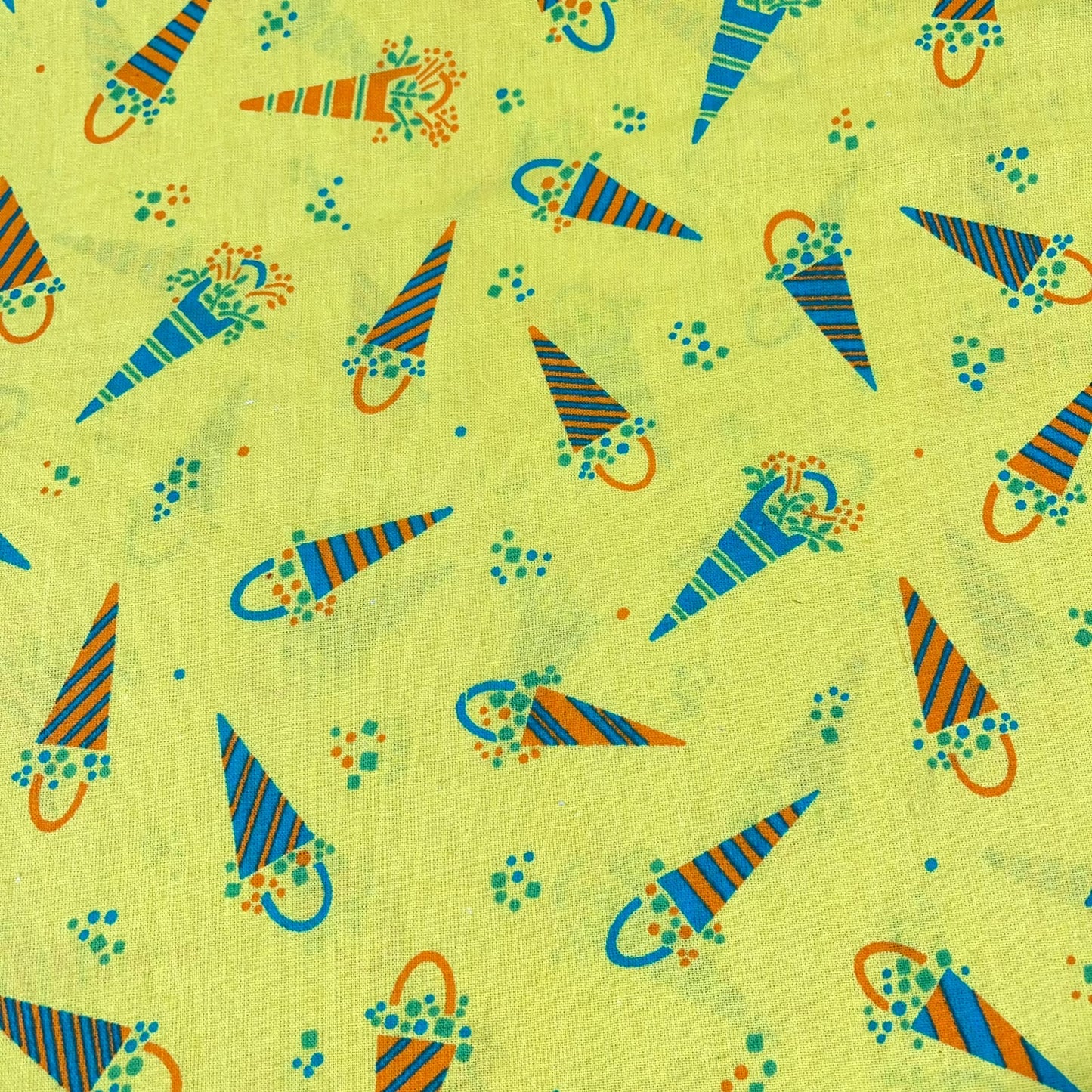 Yellow Celebration 100% Cotton Quilting Dress Craft Costume Fabric 58" Wide By The Meter