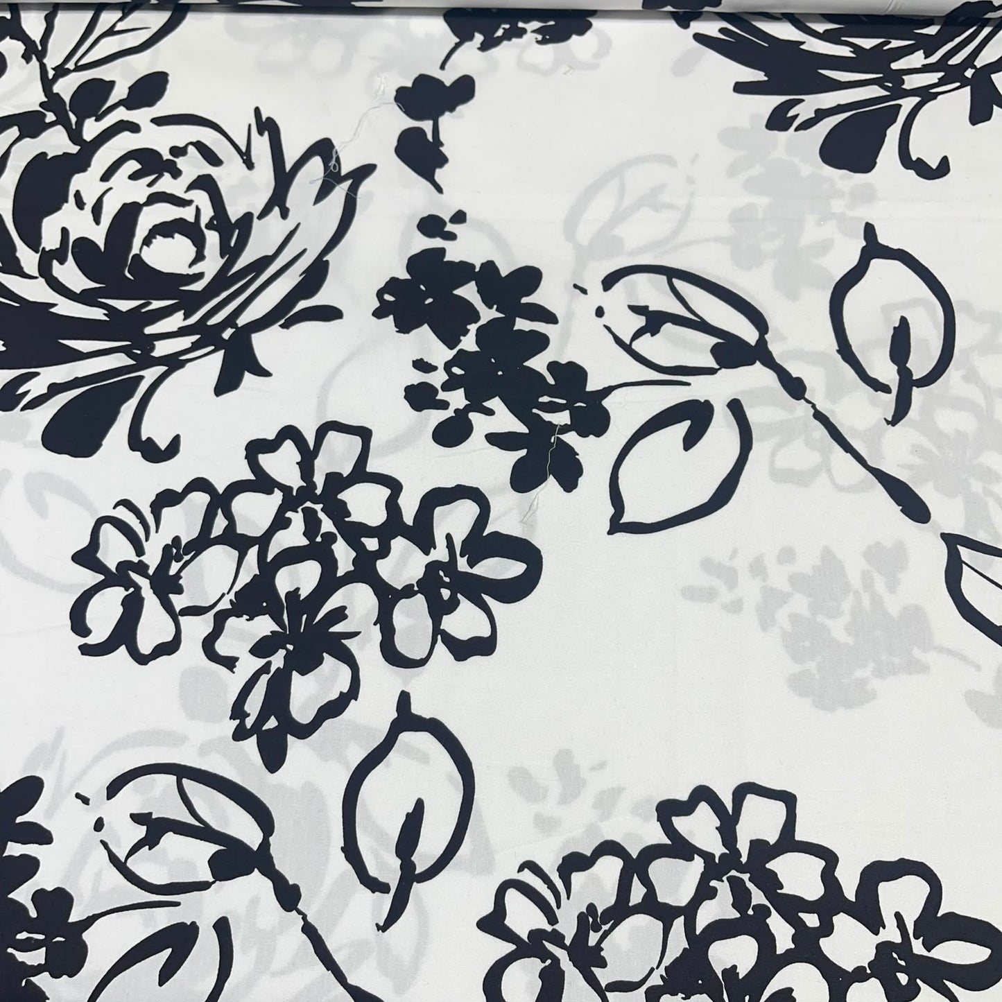 Monochrome Floral 100% Cotton Quilting Dress Craft Costume Fabric 58" Wide By The Meter