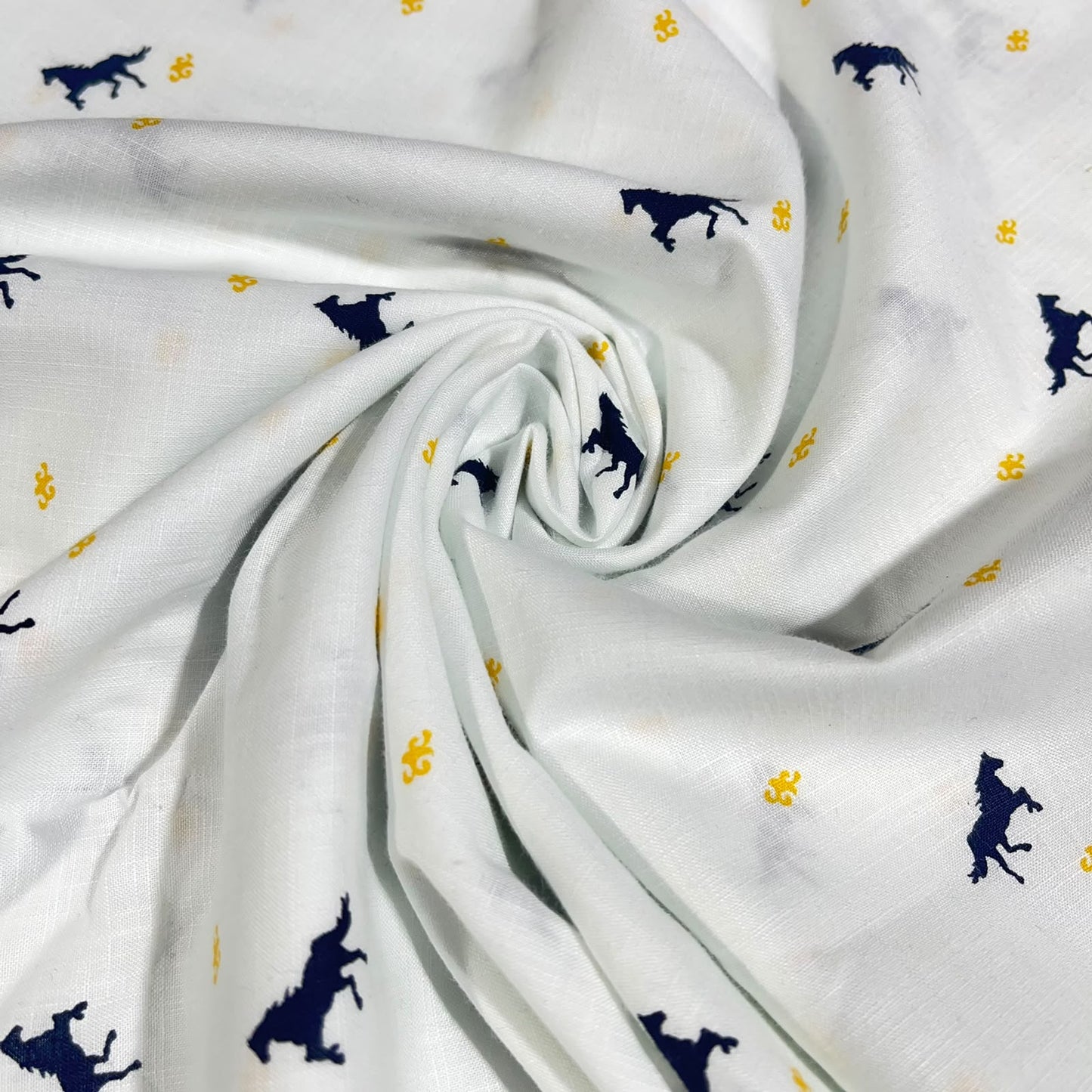 Horse Motif 100% Cotton Quilting Dress Craft Costume Fabric 58" Wide By The Meter