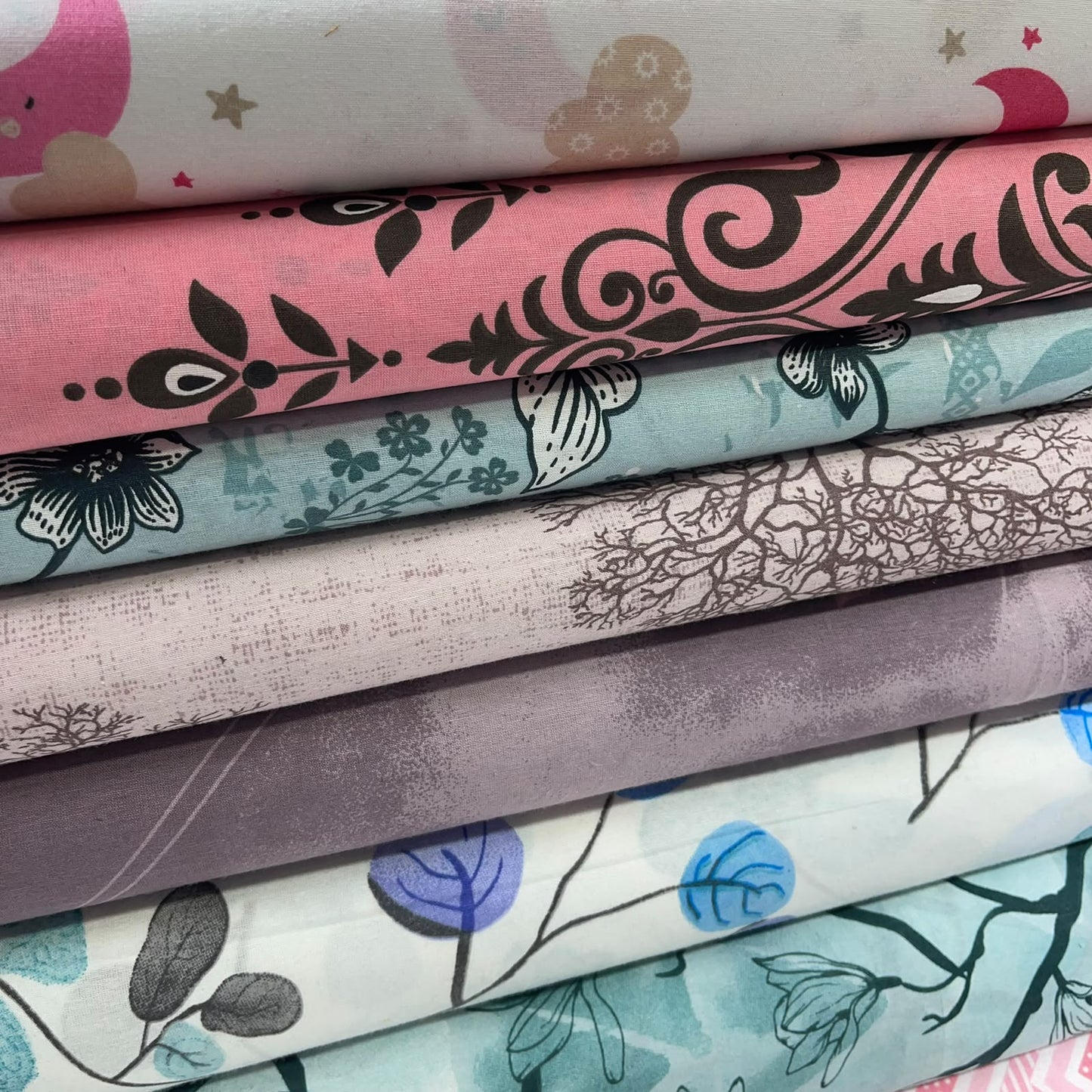 Pink Retro Daisy Polycotton Fabric 240cm Wide Sheeting Bedding Quilting Material Per Meter