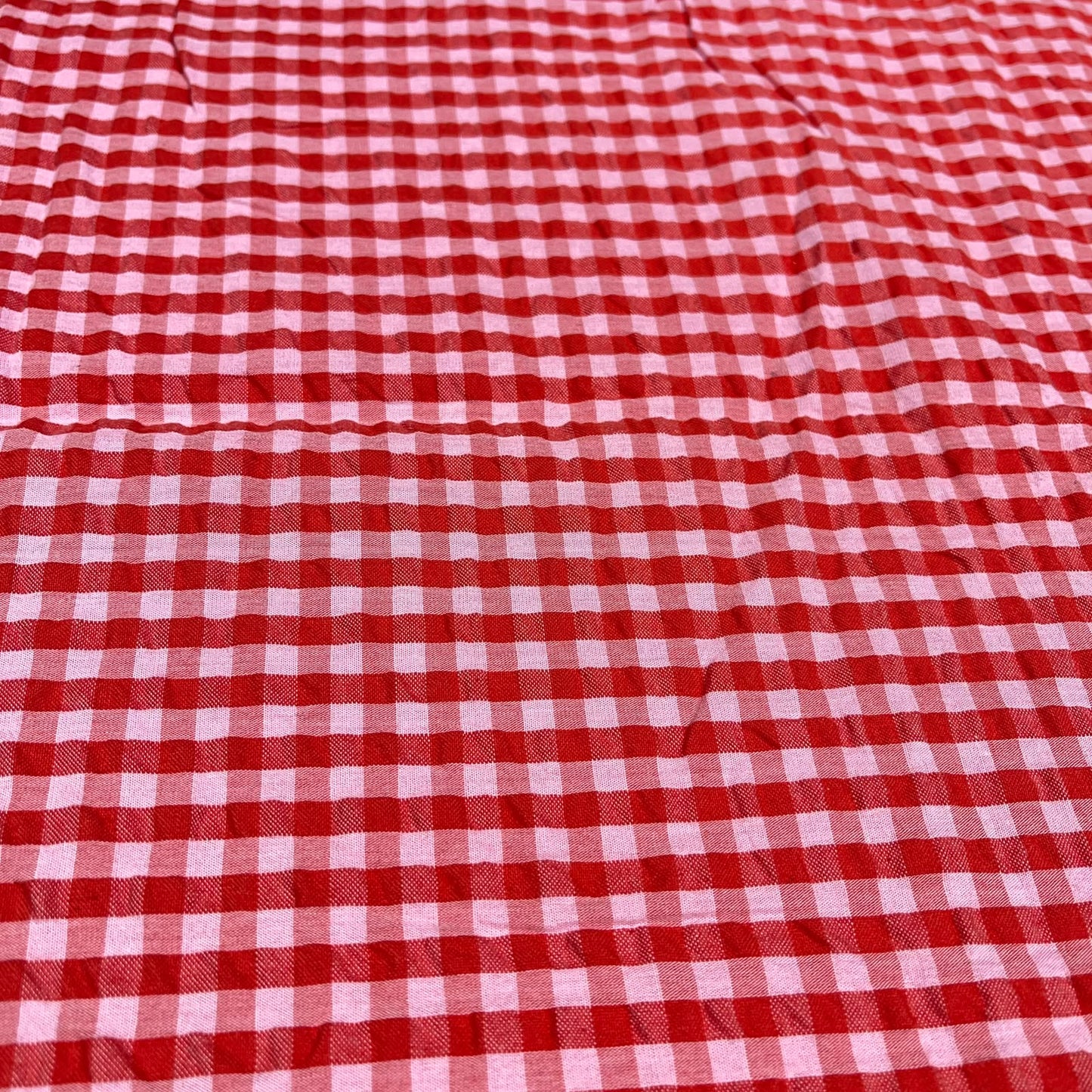 Red Gingham Check Fabric 58" Wide – Crinkle Seersucker Style Dressmaking Fabric By The Metre