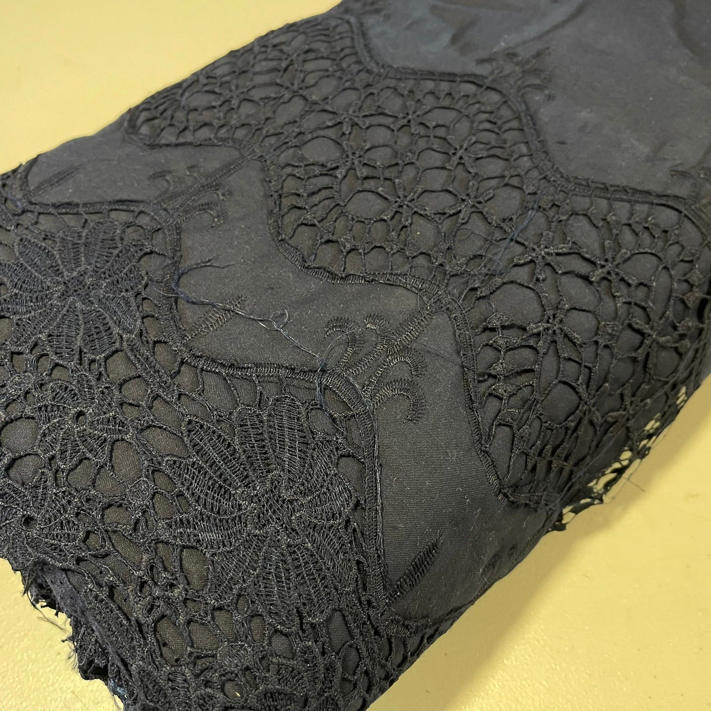 Cotton Floral Embroidery Fabric Lace Broderie Anglaise Dress Craft Material 44" By the Meter