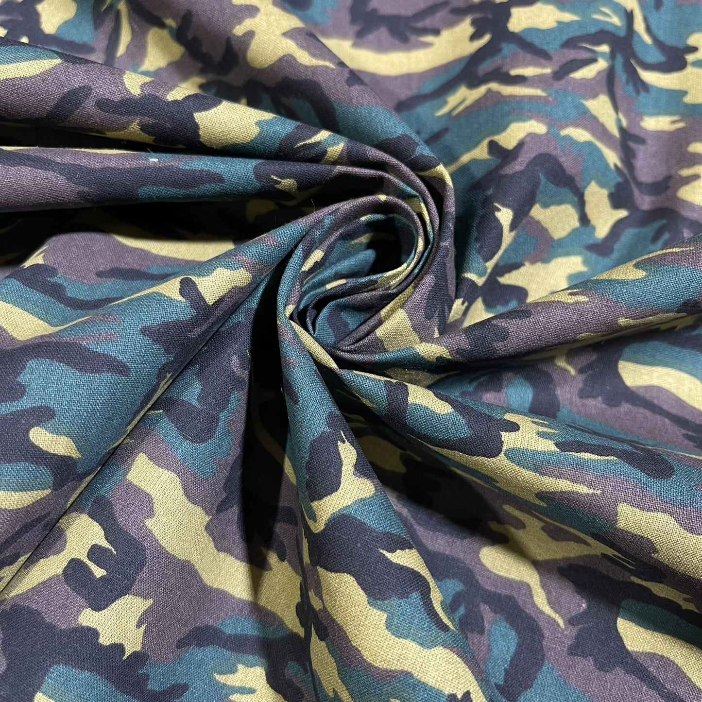 Teal Camo 100% Cotton Poplin Army Camouflage Print Dress Craft Fabric 58" Wide By The Meter