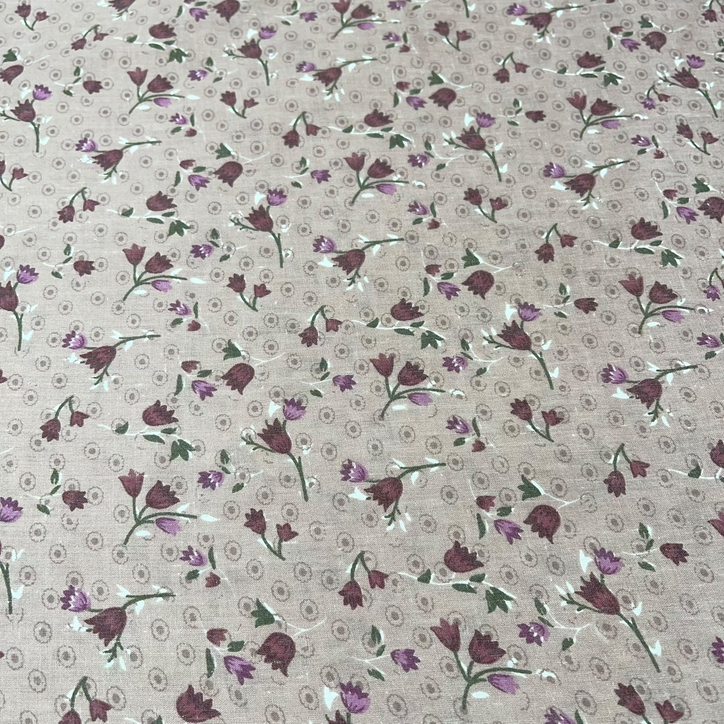 Mauve Meadow 100% Cotton Floral Lawn Fabric 58" Wide Dressmaking Craft Draping Per Meter