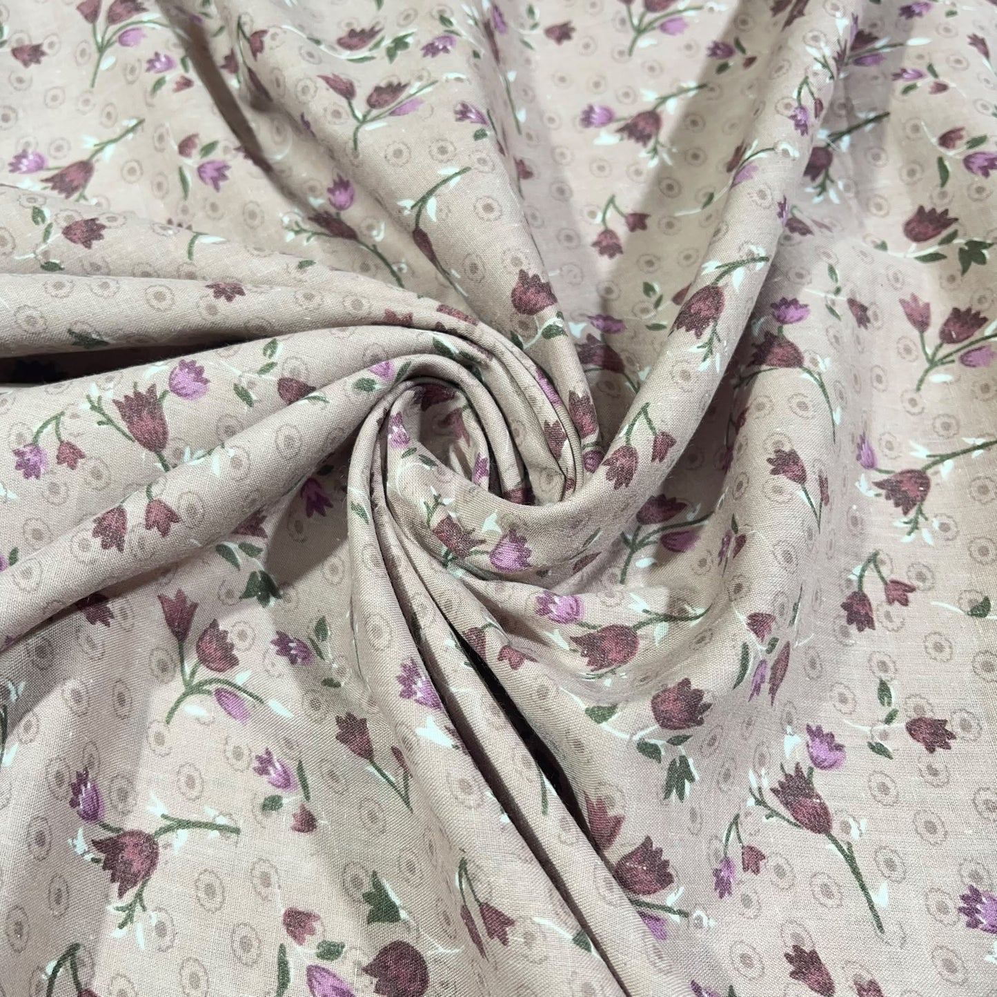 Mauve Meadow 100% Cotton Floral Lawn Fabric 58" Wide Dressmaking Craft Draping Per Meter