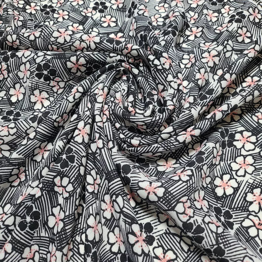 White Daisy Bubble Crepe Floral Dress Material Soft Polyester Craft Drape Fabric 58" By The Meter