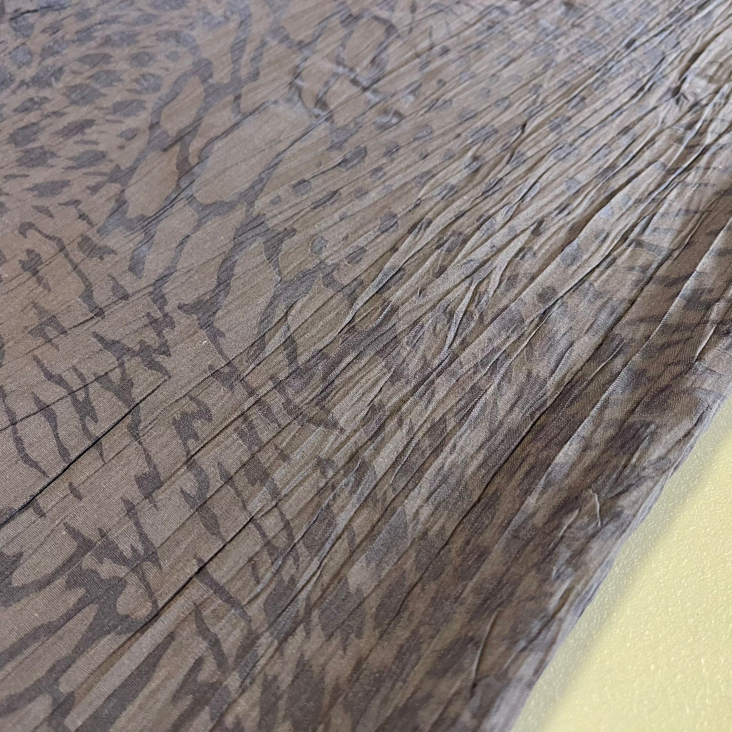 Grey Abstract Burnout Print 100% Cotton Crush Fabric Crinkle Craft Dress Costume Material 50 " By The Meter