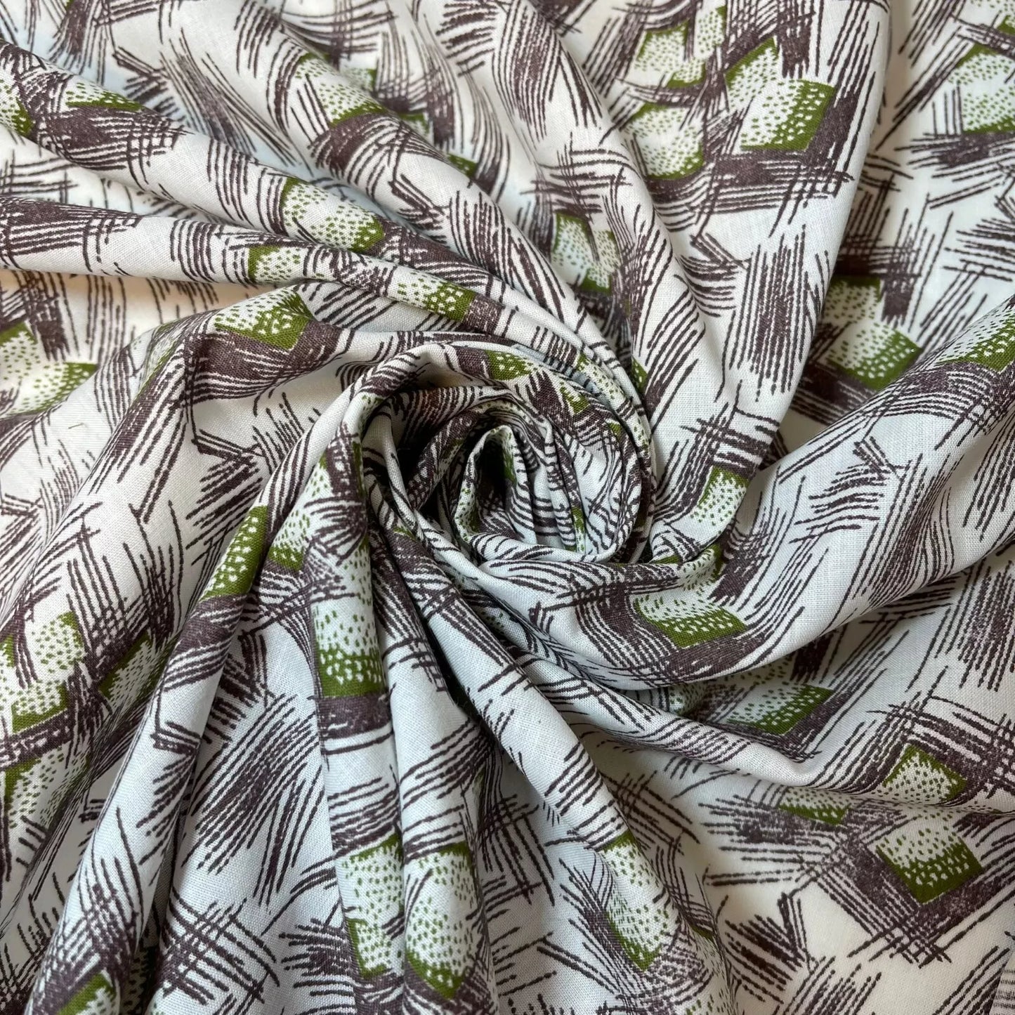 100% Cotton Vintage Material Novelty Floral Dress Craft Quilting Fabric 44" Wide By The Meter