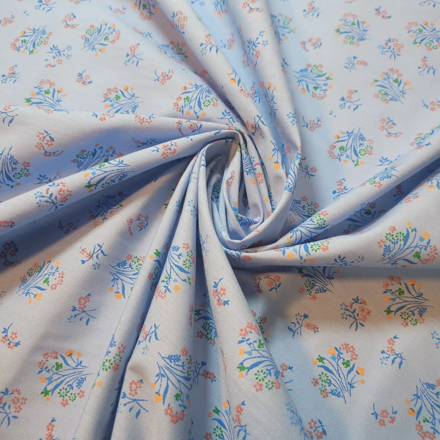 100% Cotton Vintage Material Novelty Floral Dress Craft Quilting Fabric 44" Wide By The Meter