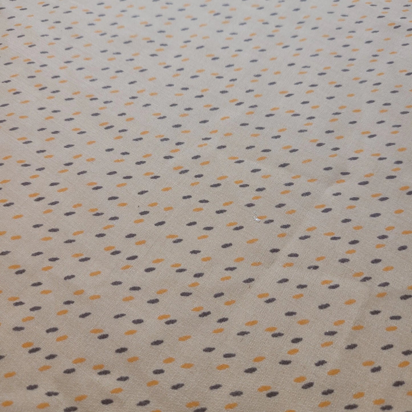 100% Cotton Vintage Material Novelty Floral Dress Craft Quilting Fabric 44" Wide By The Meter