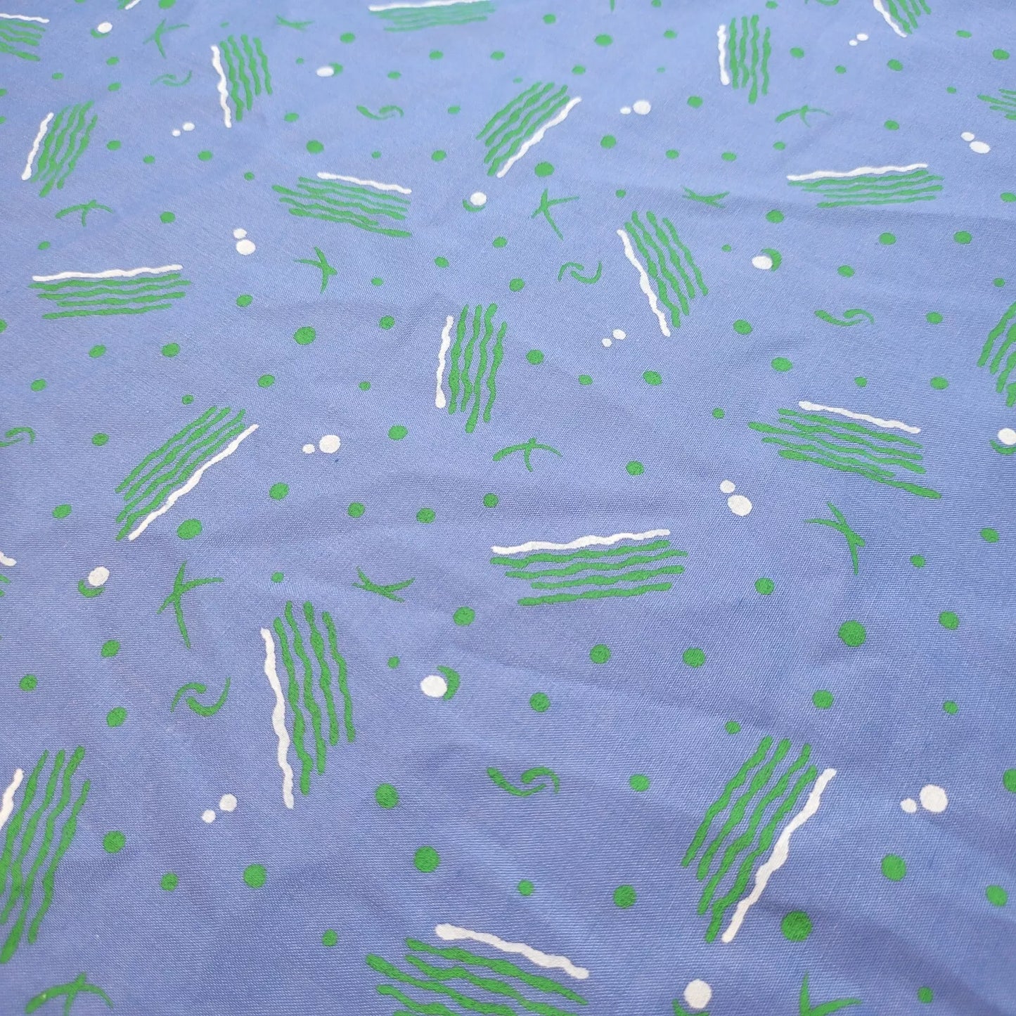 100% Cotton Vintage Material Novelty Floral Dress Craft Quilting Fabric 44" Wide By The Meter