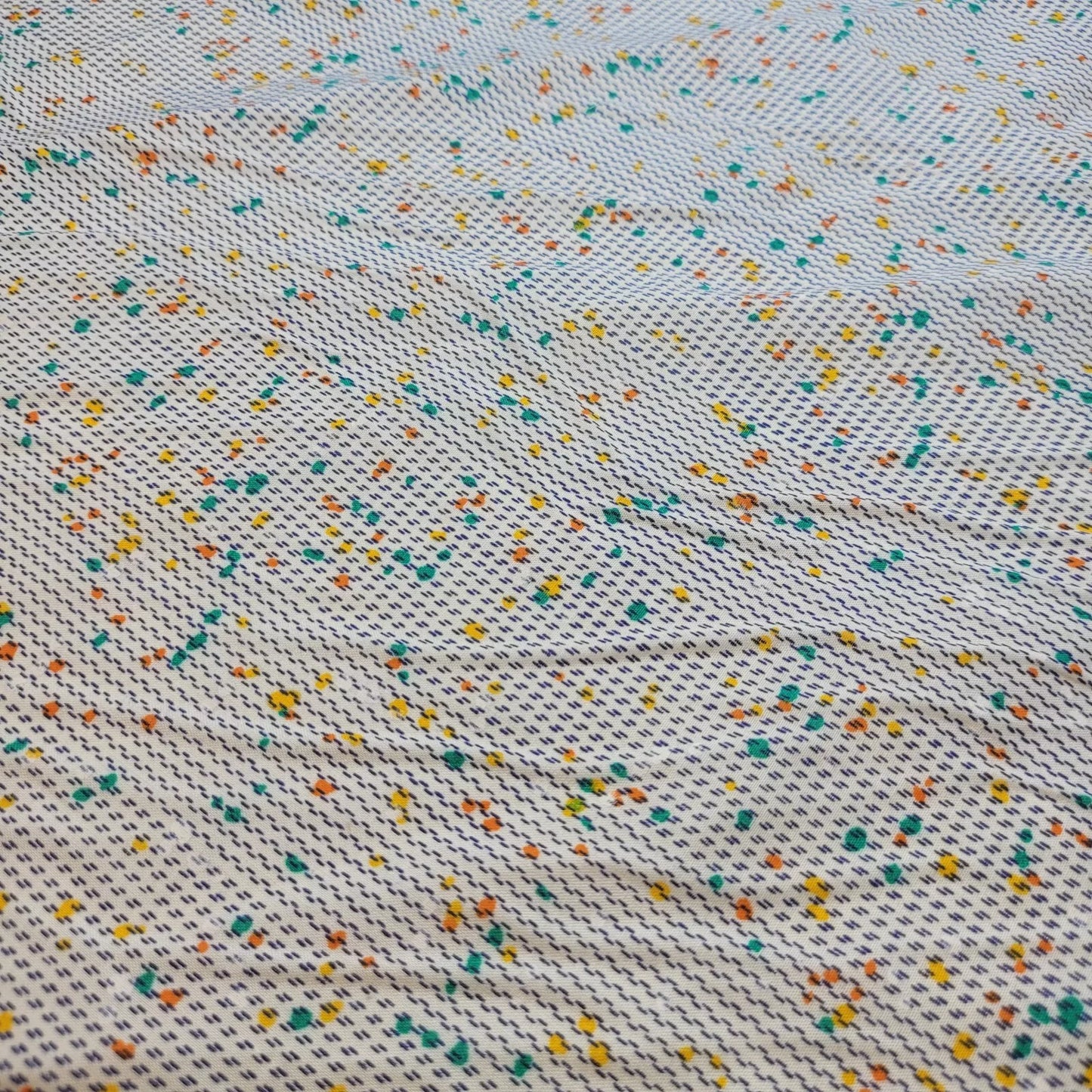 100% Cotton Vintage Material Novelty Floral Dress Craft Quilting Fabric 44" Wide By The Meter