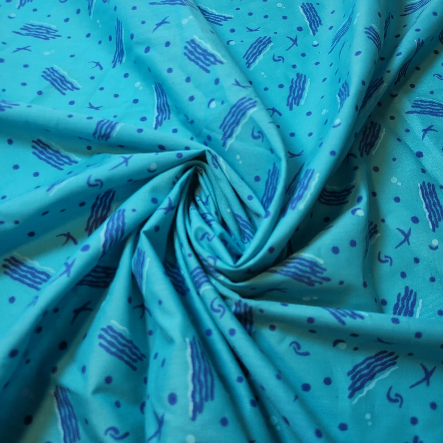 100% Cotton Vintage Material Novelty Floral Dress Craft Quilting Fabric 44" Wide By The Meter
